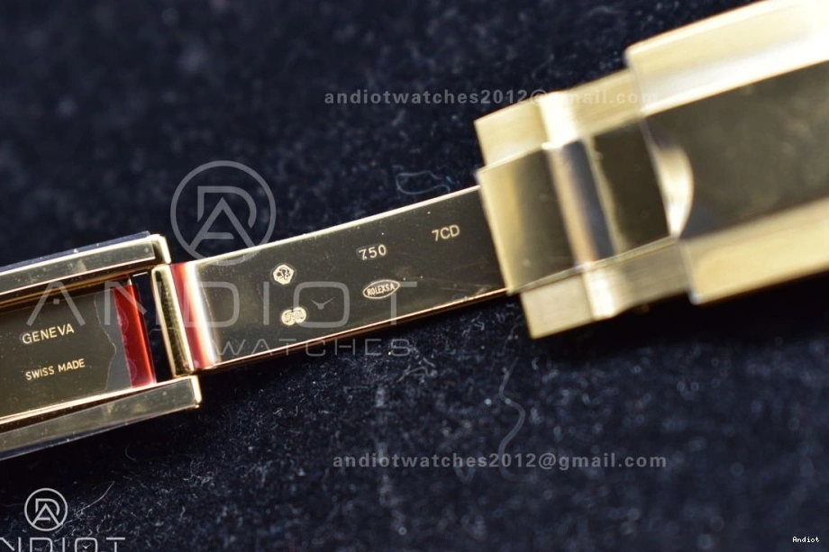 Best 1:1 Black Markers Clean 116505 Bracelet Daytona Edition V2 YG Dial SA4130 on YG 0212